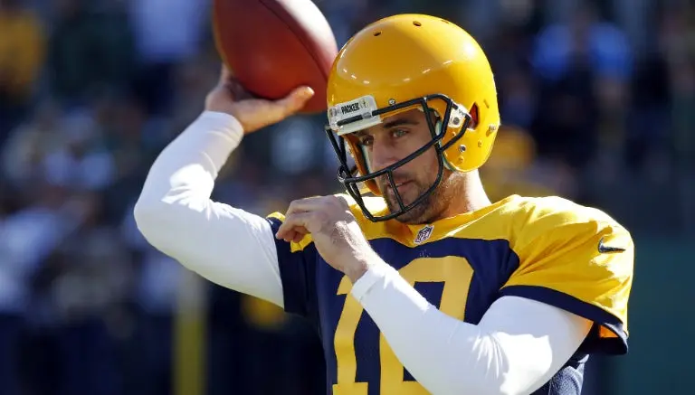 Con sufrimiento, Green Bay mantiene el invicto