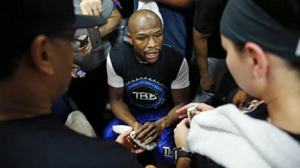 Mayweather anuncia retiro tras pelea con Berto