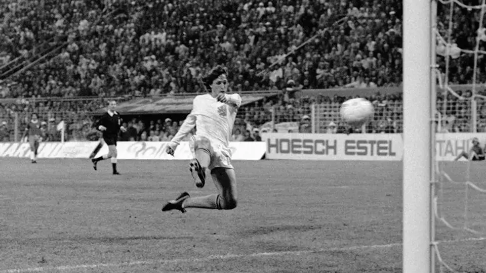 Johan Cruyff, un virtuoso convertido en leyenda