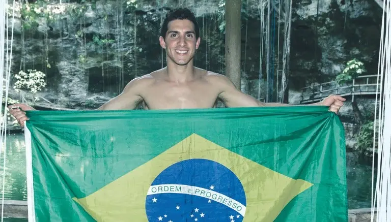 Rommel quiere medalla olímpica en trampolín de 3 mts