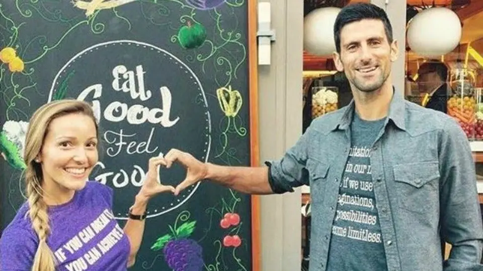 Djokovic inaugura restaurante de comida saludable
