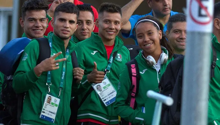 60 atletas mexicanos desfilarán en inauguración de Río