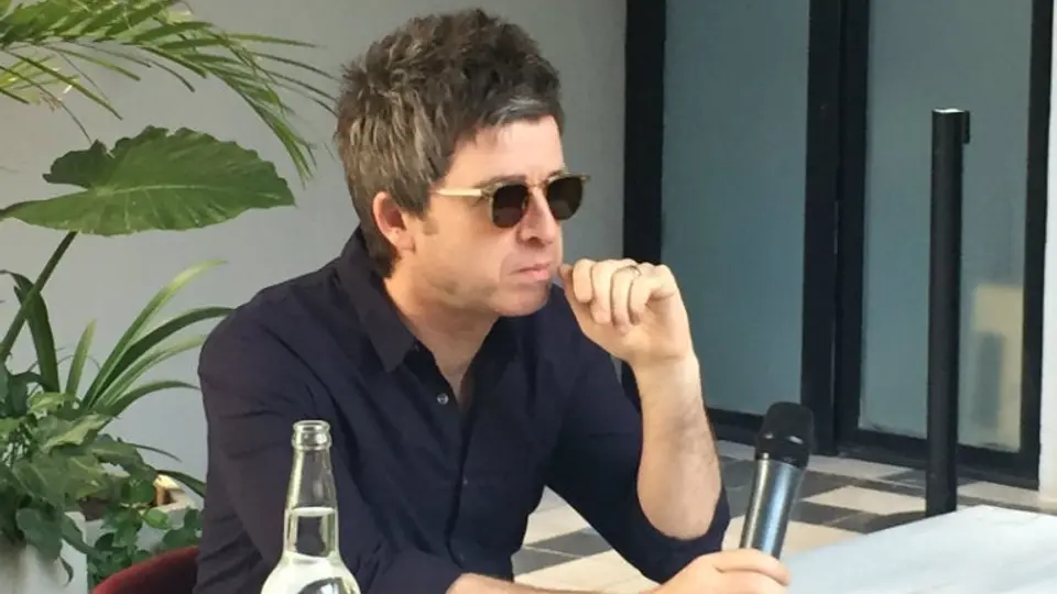 Noel Gallagher, feliz con llegada de Guardiola al Man City