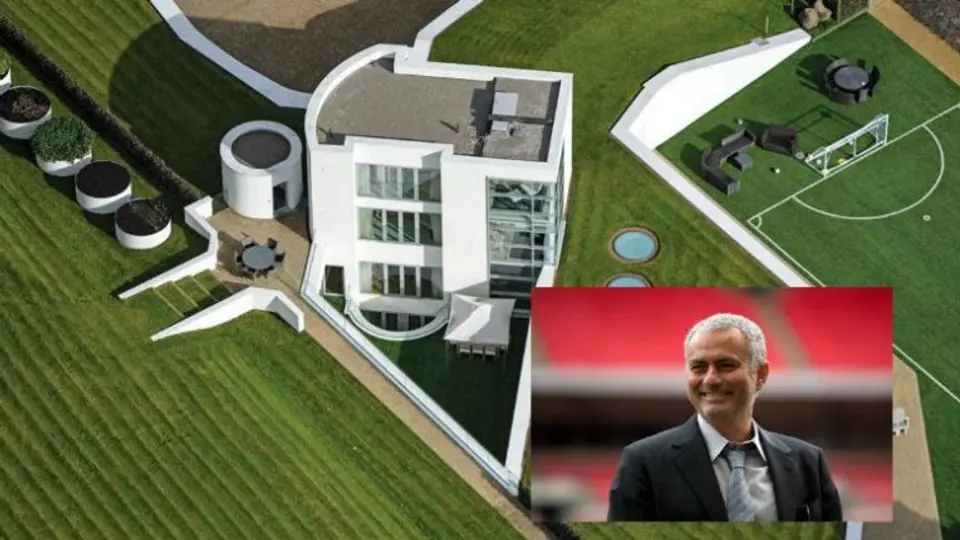 Mou vivirá en mansión futurista en Inglaterra