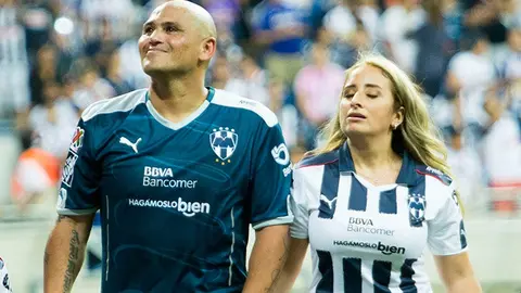 Afición rayada se rinde a Humberto Suazo