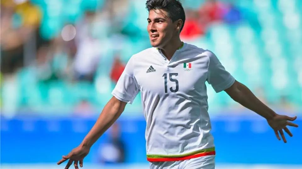 Tri destroza a Fiji con póker de Erick Gutiérrez