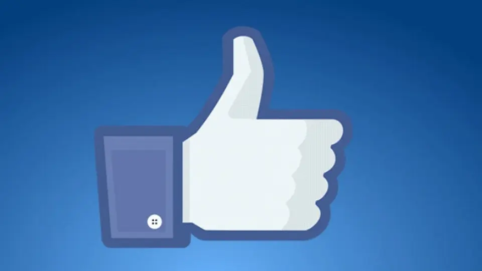 RÉCORD llega a un millón de Likes en Facebook