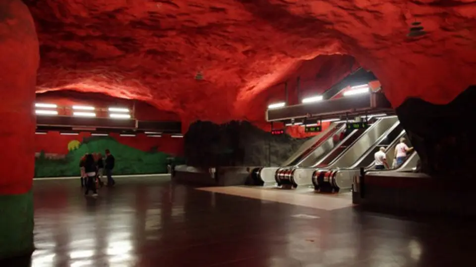 Metro de Estocolmo, increíble galería subterránea