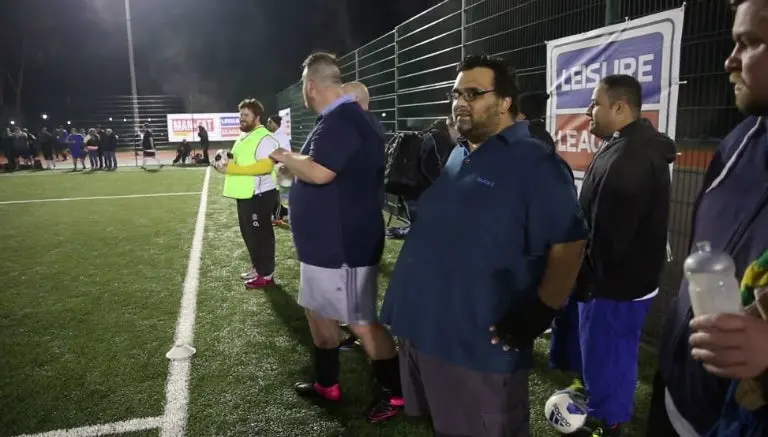 Crean liga de futbol exclusiva para gordos