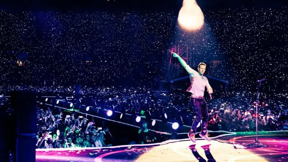 Coldplay se conmueve con niño autista que llora en su concierto