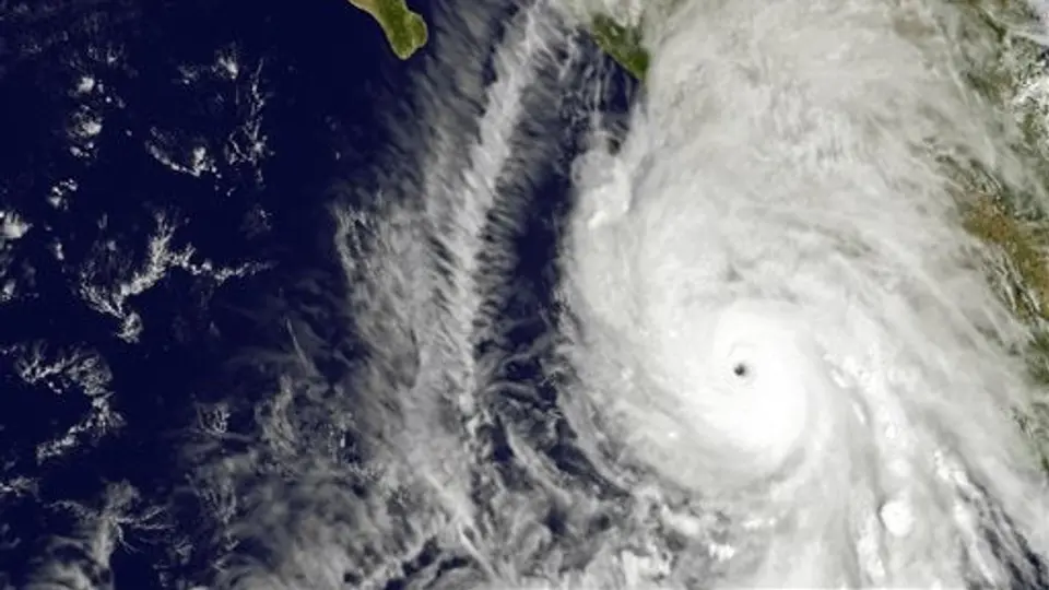 Transmisión en vivo del toque de Tierra del Huracán Patricia