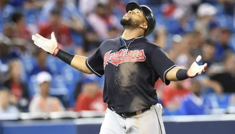 Cleveland y Toronto protagonizan 'eterno' juego en MLB
