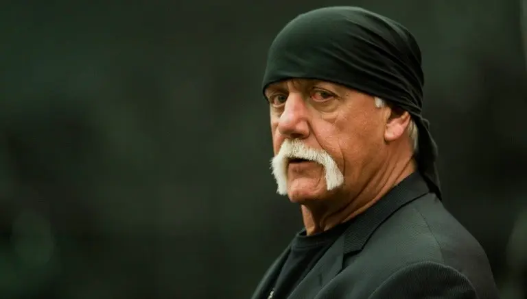 Hogan gana demanda y será indemnizado con 115 mdd