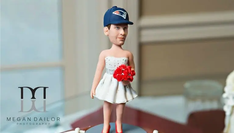 Novia trollea a su pareja con pastel de Tom Brady