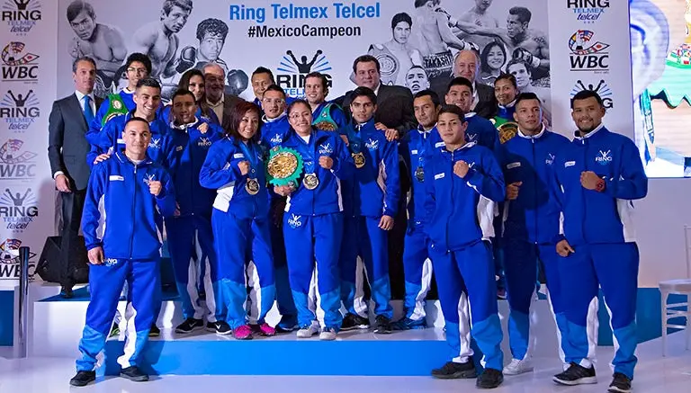CMB condecora entrega de pugilistas mexicanos
