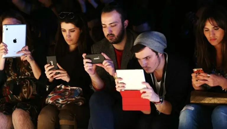Doce millones de mexicanos viven del WiFi gratis