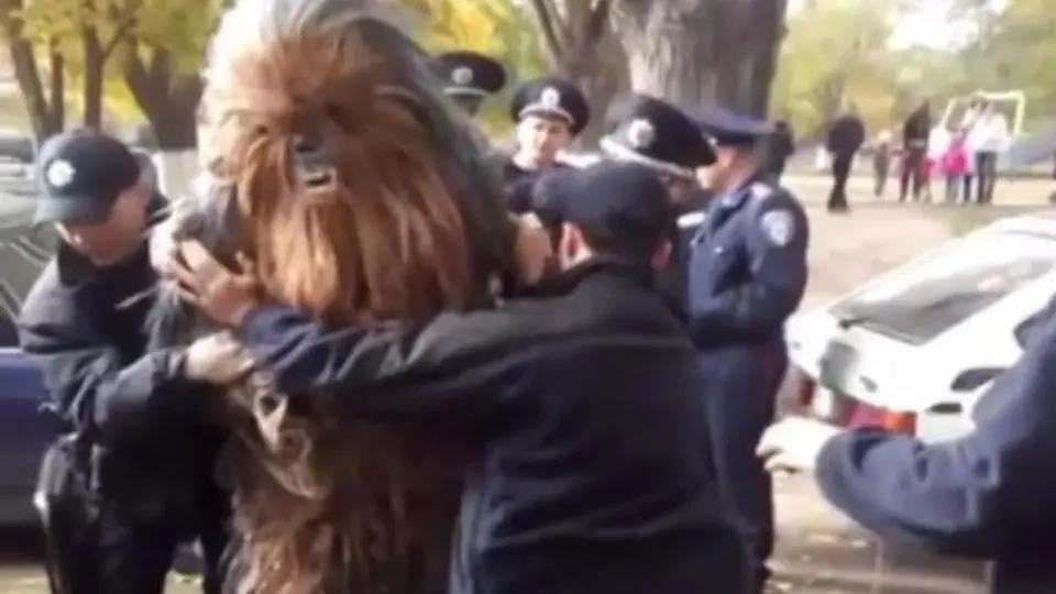 Chewbacca es arrestado en Ucrania