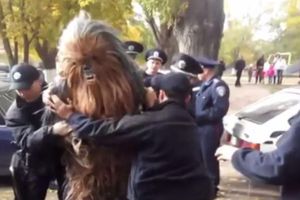 Chewbacca es arrestado en Ucrania