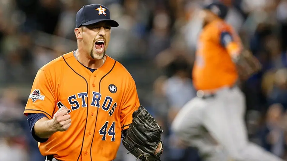 Astros de Houston eliminan a los Yanquis
