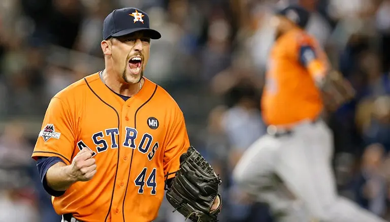 Astros de Houston eliminan a los Yanquis