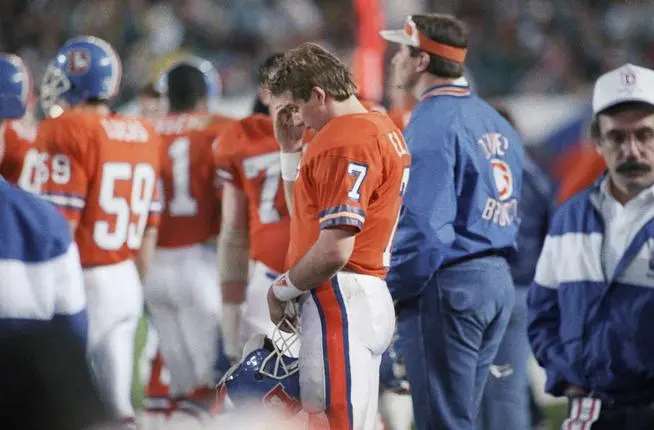 Broncos y Panteras, 'polos opuestos' en Super Bowls