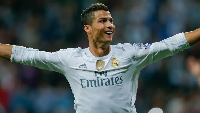 Página web subasta comida con CR7 para fines benéficos