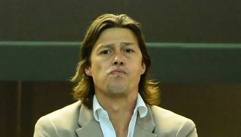Matías Almeyda observa el partido desde la tribuna | MEXSPORT
