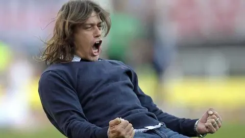 Almeyda, en suelo mexicano, camino a Guadalajara