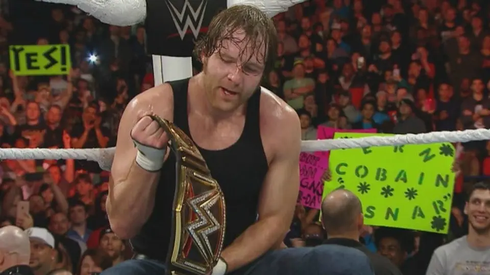 Ambrose 'calienta' lucha por título contra Triple H