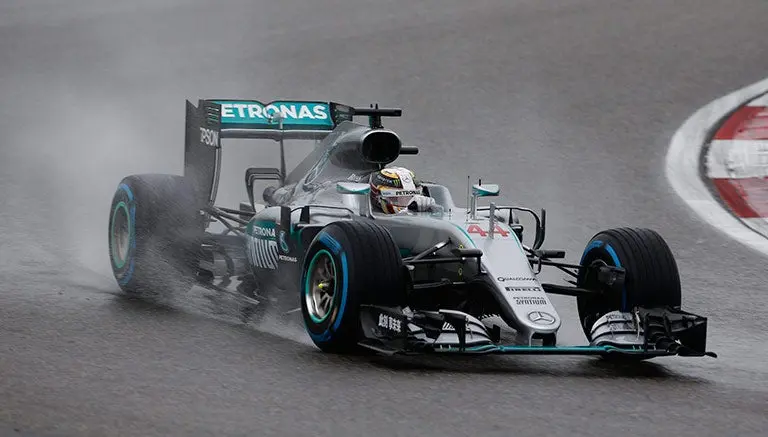 Hamilton, frustrado por largar último en el GP de China