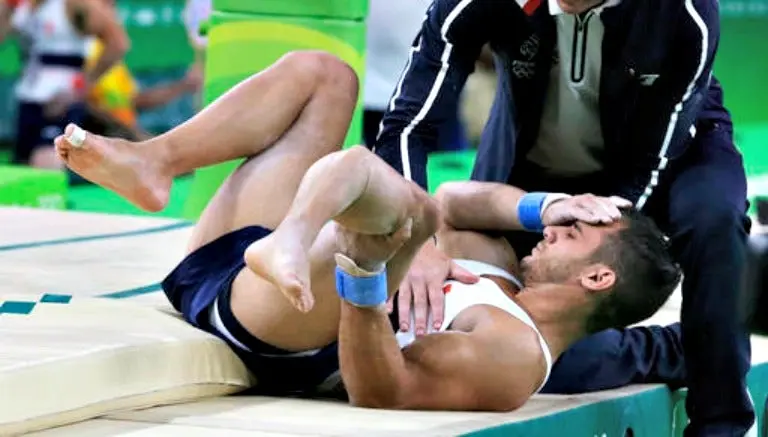 Francés termina con sueño olímpico tras romperse pierna