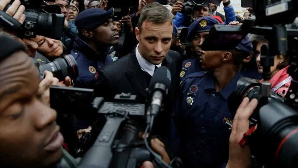 Pistorius conocerá sentencia por asesinato este miércoles