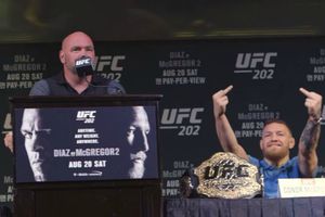 McGregor y Díaz se calientan previo a revancha en UFC 202