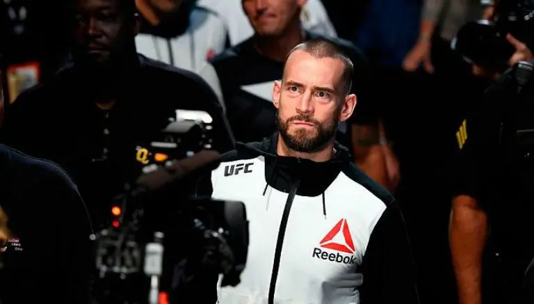 'CM Punk no debería tener otra pelea en UFC': Dana White