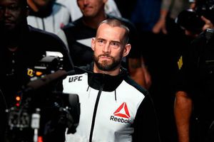 'CM Punk no debería tener otra pelea en UFC': Dana White