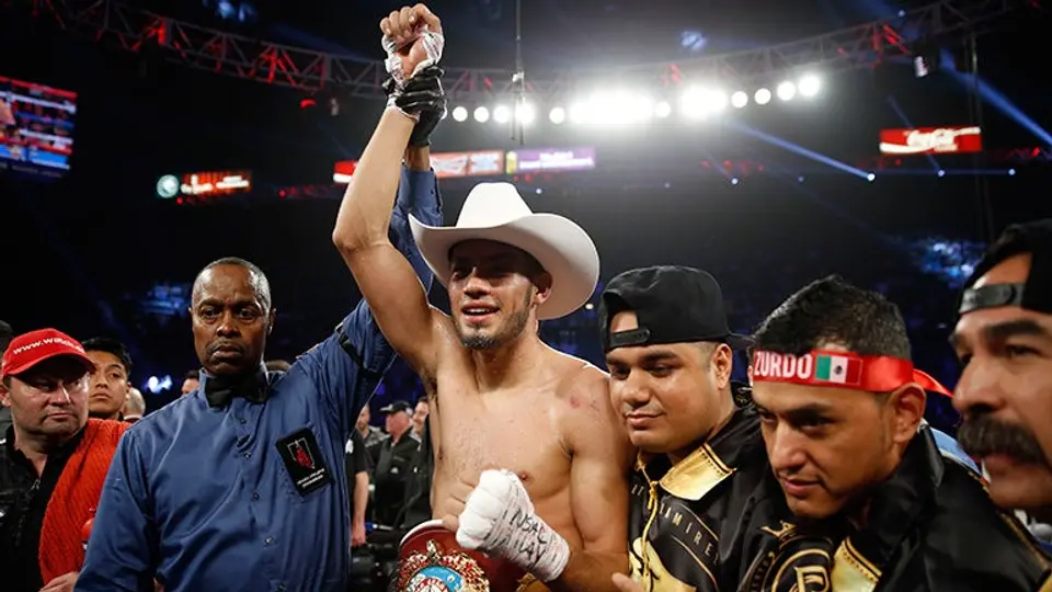 ¿Dónde ver Zurdo Ramírez vs Benavidez EN VIVO? Horario y canal en México
