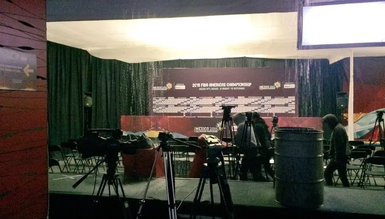 Sala de prensa del Preolímpico se inunda por lluvia
