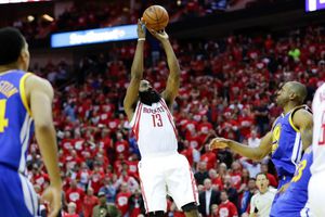 Rockets consigue dramática victoria sobre Warriors