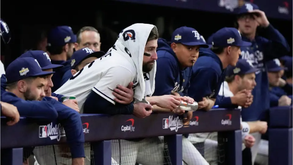 Jugadores de Tampa Bay decepcionados tras la derrota en la Serie Mundial | AP