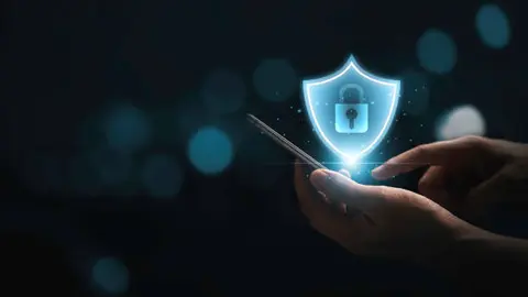 Las herramientas de seguridad de iOS buscan reducir el impacto del robo de smartphones. / iStock
