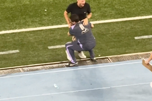 Anselmi desata la locura en Brasil: sus festejos en el 4-0 de Botafogo que ya son virales