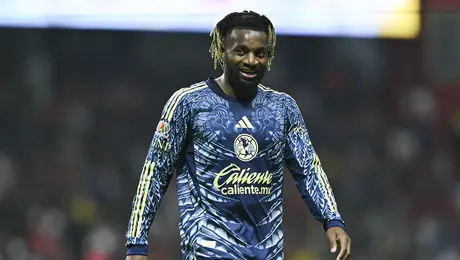 ¡Con los niños no! Allan Saint-Maximin denunció que sus hijos fueron víctima de racismo