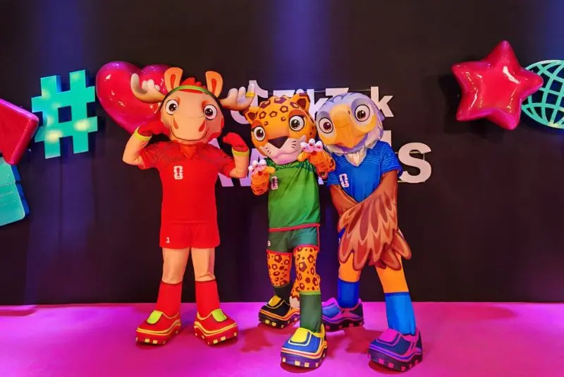Las mascotas del mundial estuvieron en los TikTok Awards | CORTESÍA