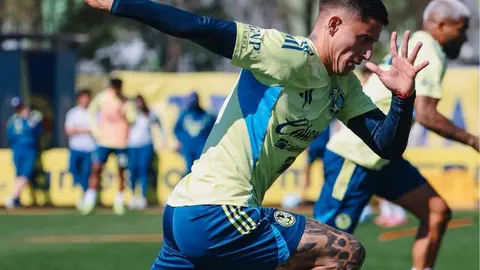 América recibió la visita de Azcárraga en pleno entrenamiento | X: @ClubAmerica