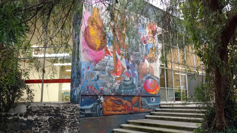 El regreso a clases en CCH Sur se da después de revisar y adecuar las condiciones de seguridad para alumnos y personal. / FB: CCH Sur Oficial