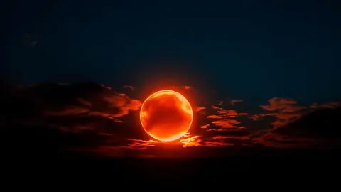 Lamentablemente en México no se podrá apreciar este fenómeno natural / FREEPIK
