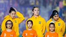 Jennifer Hermoso, Diana Ordoñez y Aaliyah Farmer previo a un compromiso de Tigres | IMAGO 7