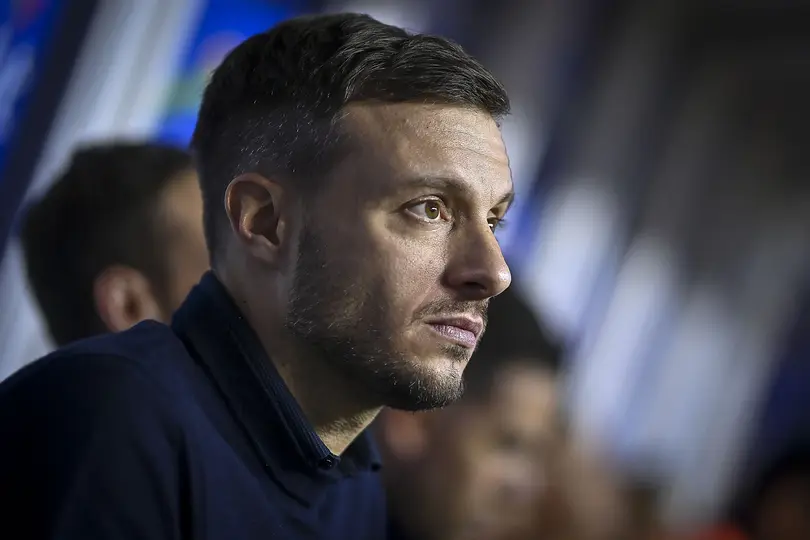 Anselmi en la banca durante un partido de Cruz Azul | IMAGO7