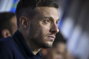 Anselmi en la banca durante un partido de Cruz Azul | IMAGO7