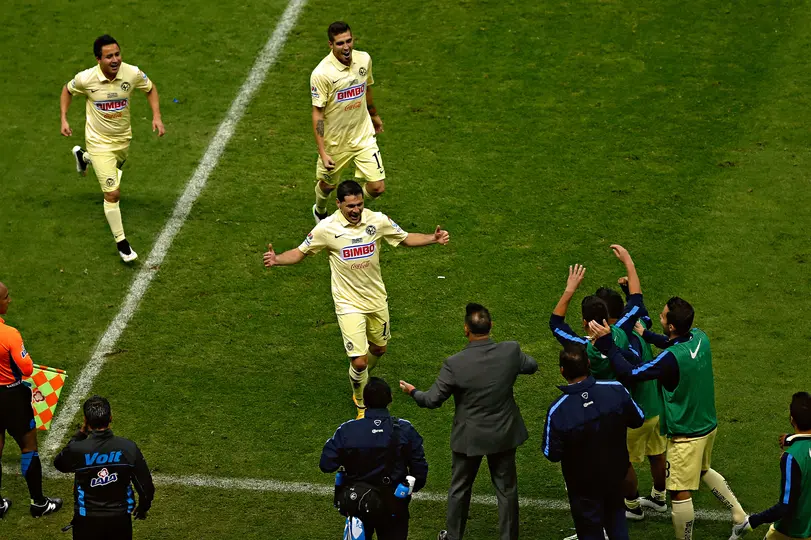 Pablo Aguilar en Apertura 2014 | IMAGO7
